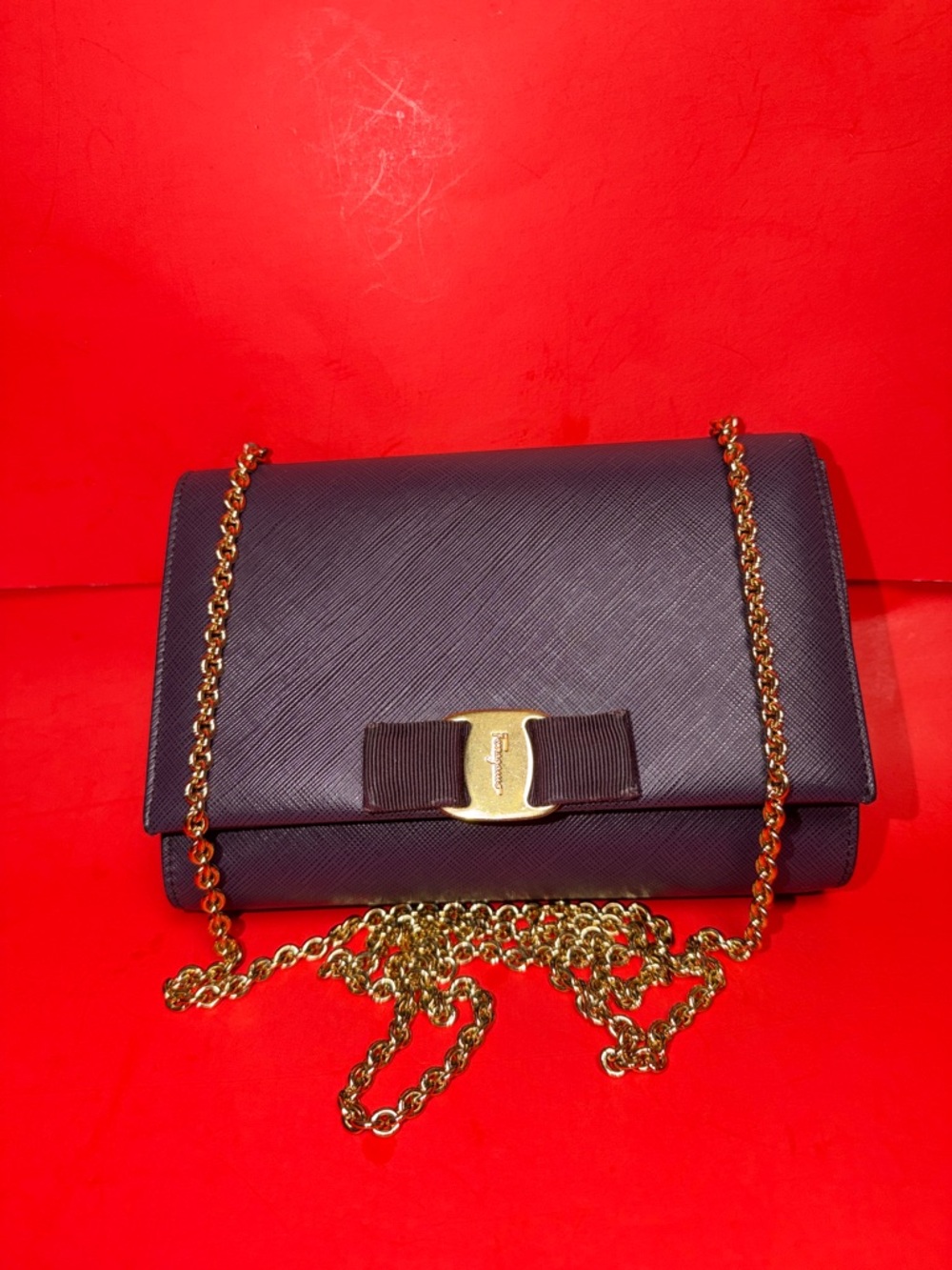 Salvatore Ferregamo Vara Bow with gold-tone hardware